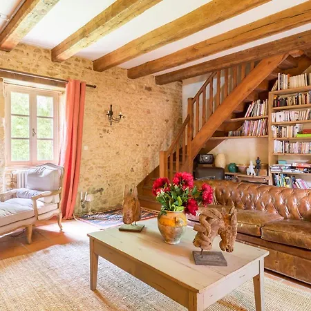 فيلة Mauzac-et-grand-castang Sleeps 16 Pool Wifi *