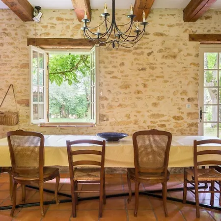 فيلة Mauzac-et-grand-castang Sleeps 16 Pool Wifi *