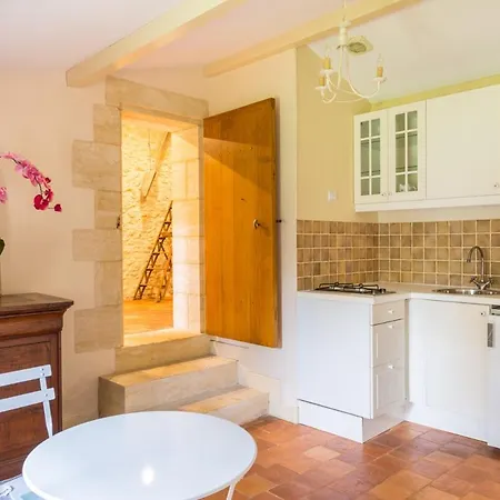 Mauzac-et-grand-castang Sleeps 16 Pool Wifi فيلة *