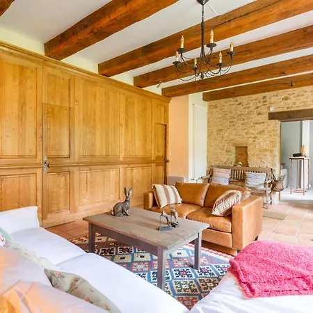 Mauzac-et-grand-castang Sleeps 16 Pool Wifi فيلة *