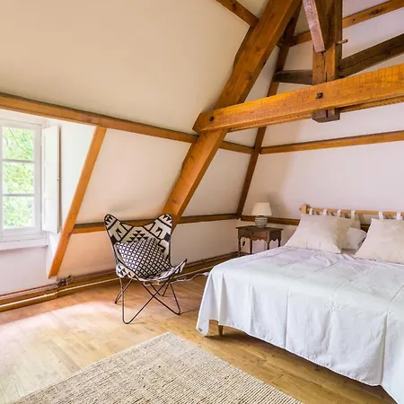 Mauzac-et-grand-castang Sleeps 16 Pool Wifi فيلة Mauzac-et-Grand-Castang